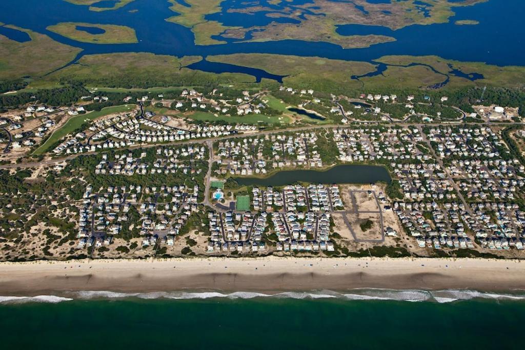 Obx Family Home With Pool - Pet Friendly - Close To Beach- Pool Open Late Apr Through Oct カローラ エクステリア 写真