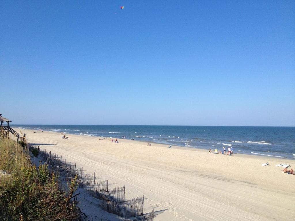 Obx Family Home With Pool - Pet Friendly - Close To Beach- Pool Open Late Apr Through Oct カローラ エクステリア 写真